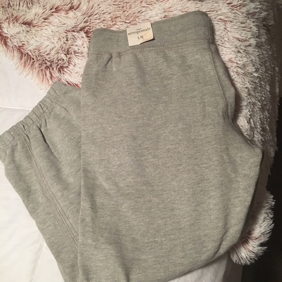 Joggers - Picture 2 of 2